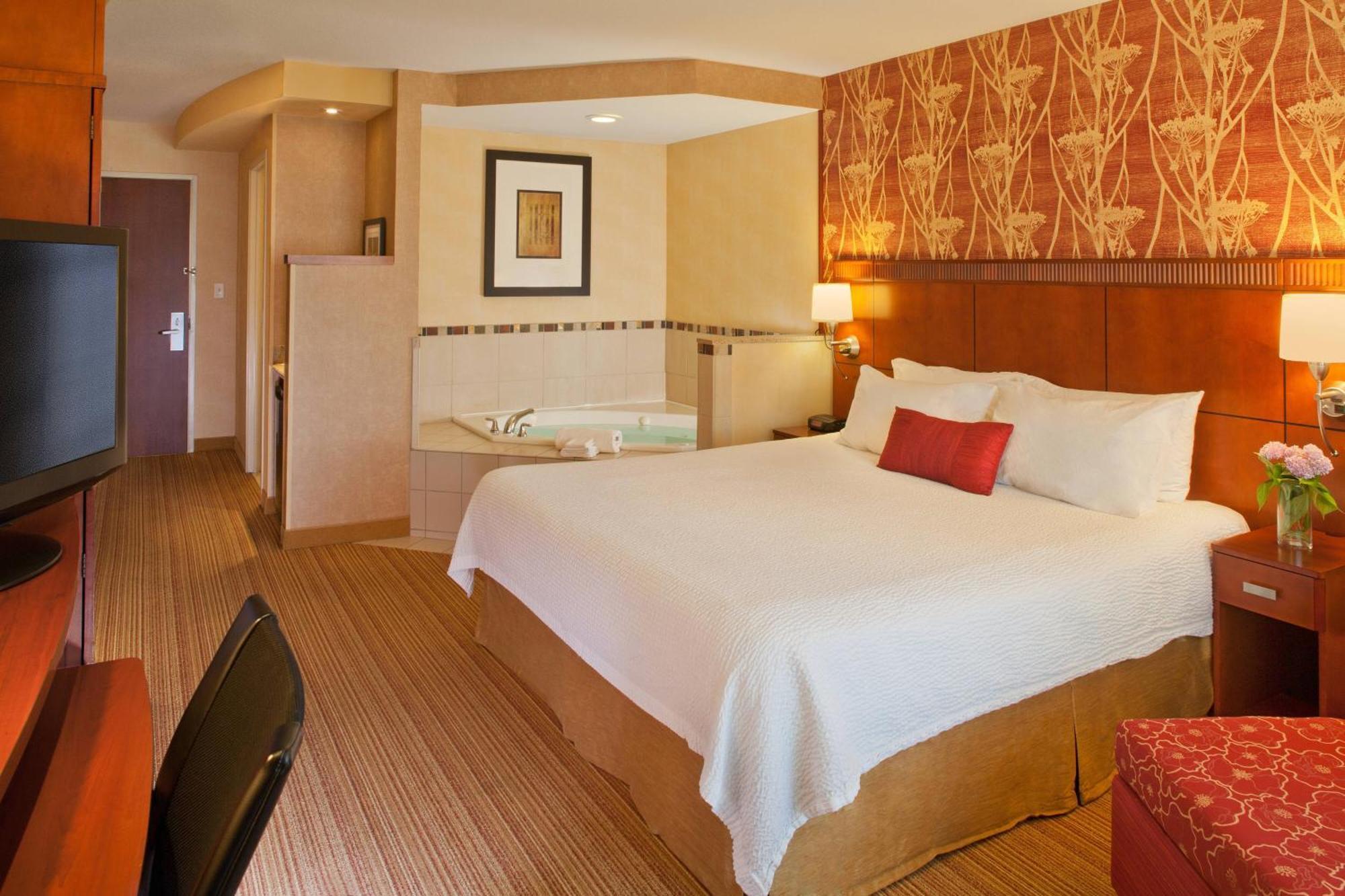 Courtyard Medford Airport Hotel Luaran gambar